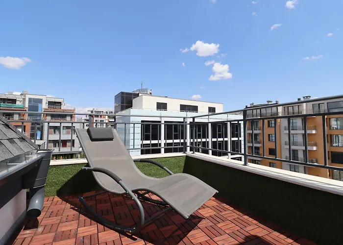 New Skyline 1bdrm Free Parking & Terrace